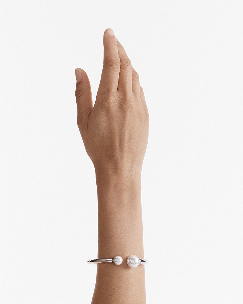 En Pointe Pearl Bangle