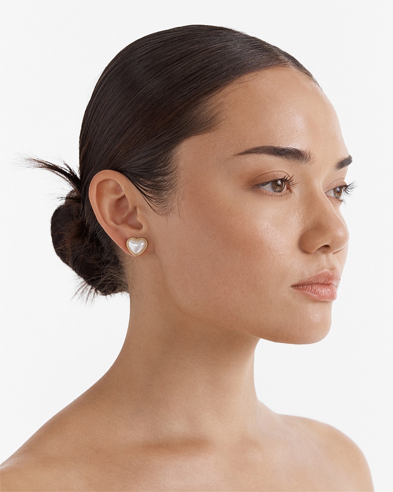 Delightful Stud Earrings