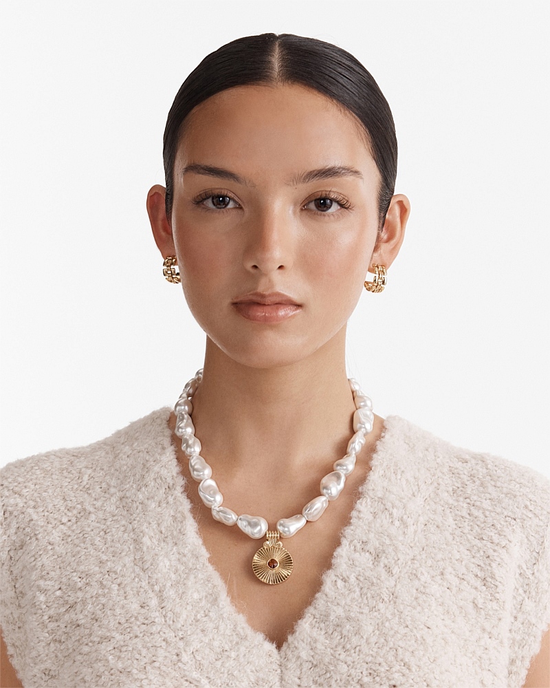 Emotively Necklace