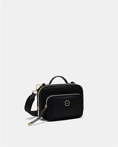 Black medium hotsell size crossbody bag