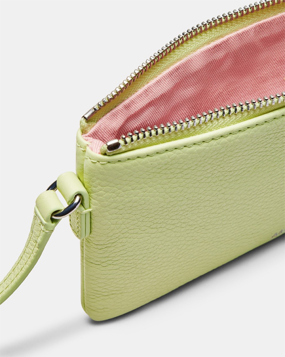 【MIMCO】Rhiannon Pouch Crossbody Bag/クロスボディ/シンプル Mimco Rhiannon Pouch Crossbody in Linen | MYER
